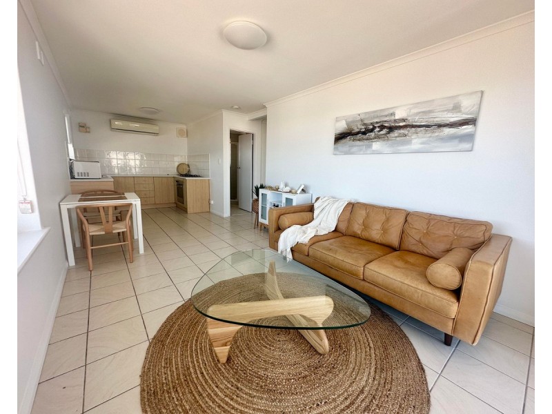 9/52 North Esplanade, Glenelg North SA 5045