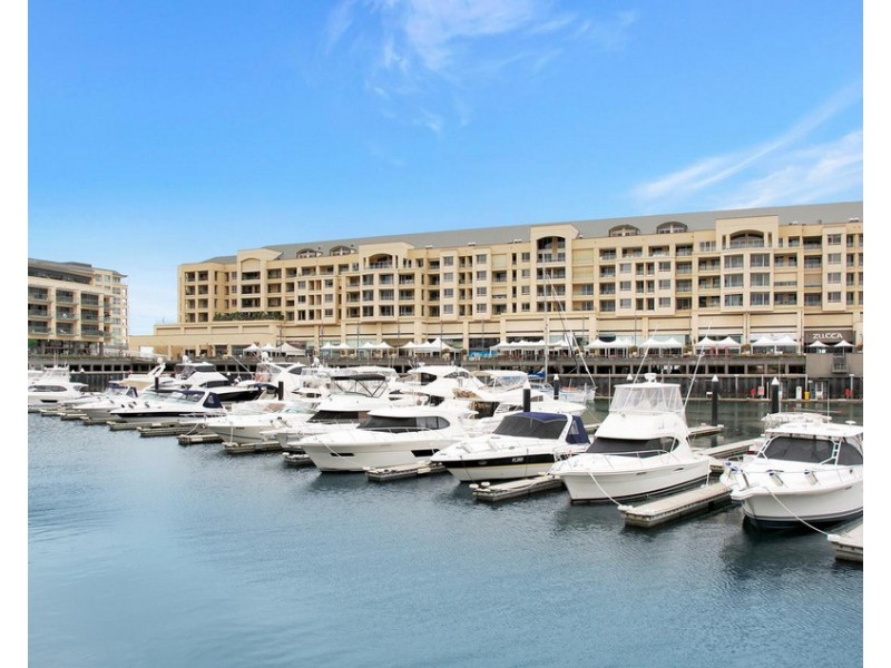 9/52 North Esplanade, Glenelg North SA 5045