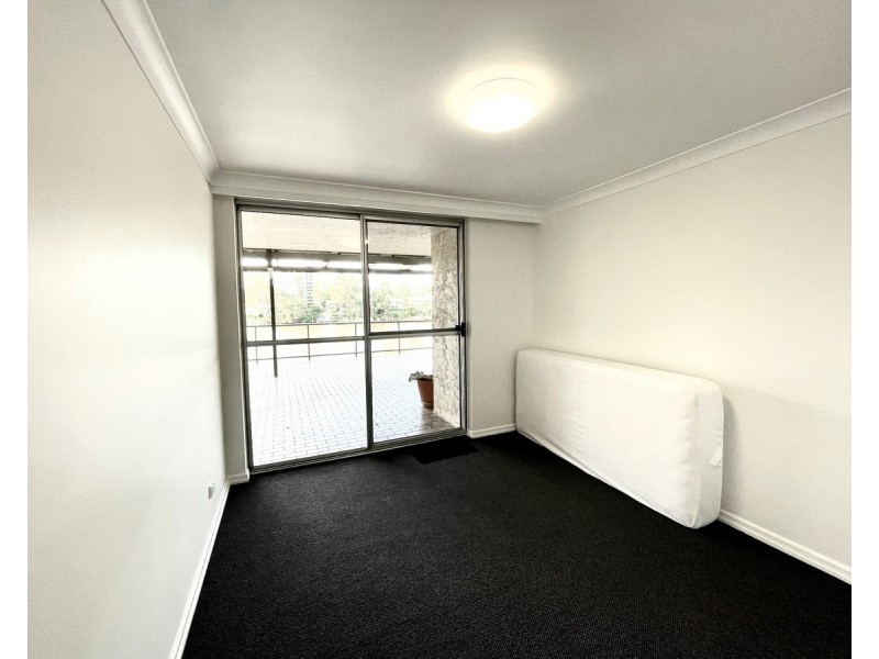 2/164 Macquarie Street, St Lucia QLD 4067