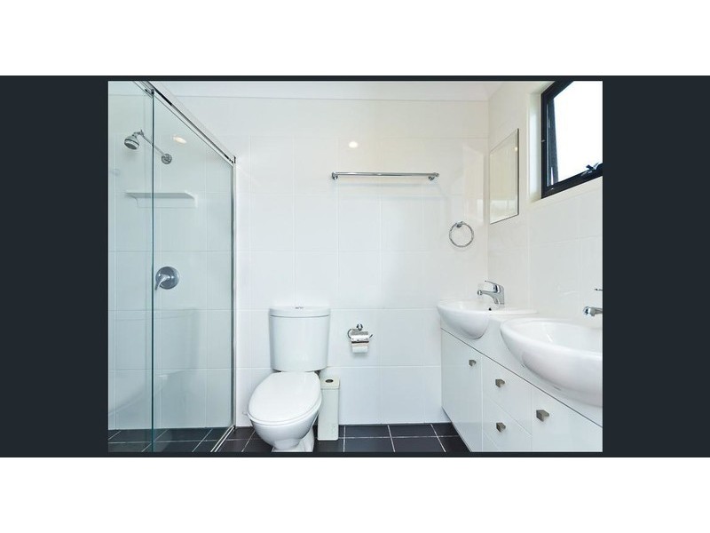 17 Garden Terrace, Newmarket QLD 4051