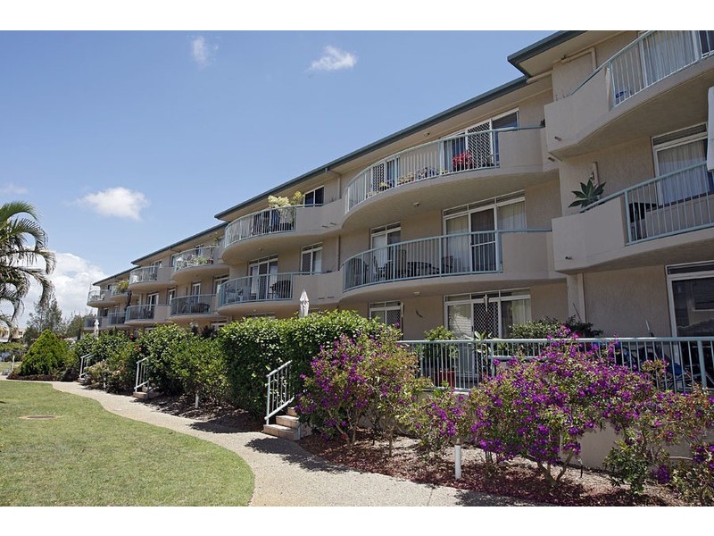 10/26 Back Street, Biggera Waters QLD 4216