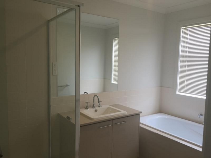 40 Kurrali Crescent, Werribee VIC 3030