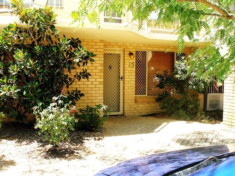 13/5 Waterway Court, Churchlands WA 6018