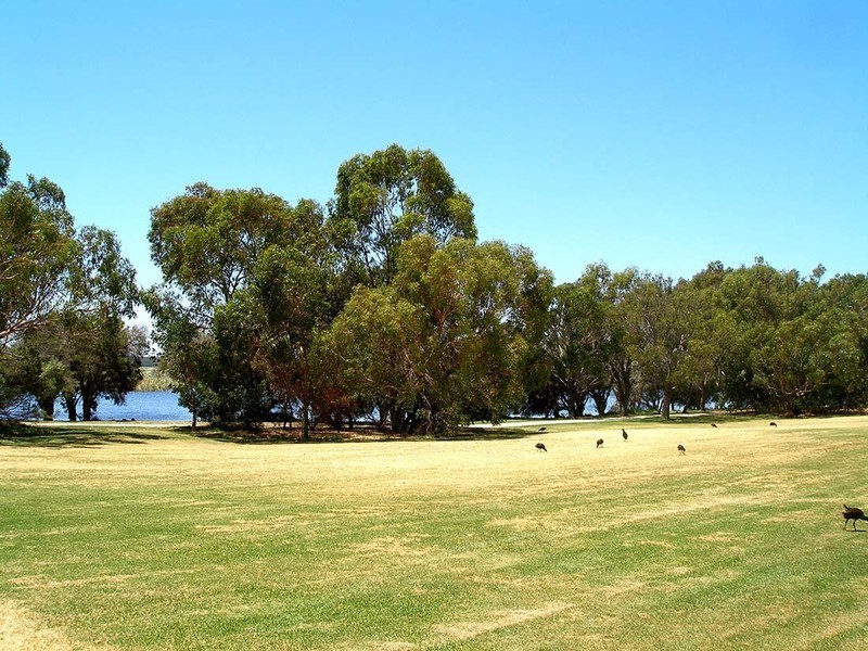 13/5 Waterway Court, Churchlands WA 6018