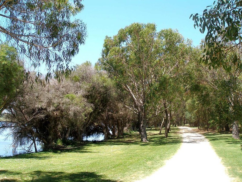 13/5 Waterway Court, Churchlands WA 6018