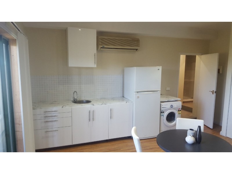 2/29 Hilltop Road, Upper Ferntree Gully VIC 3156