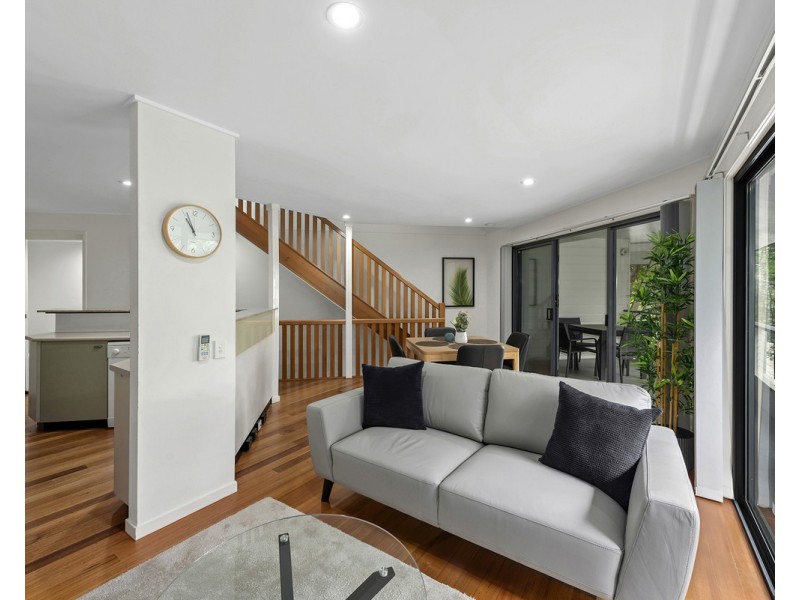 8/9 Rosecliffe Street, Highgate Hill QLD 4101