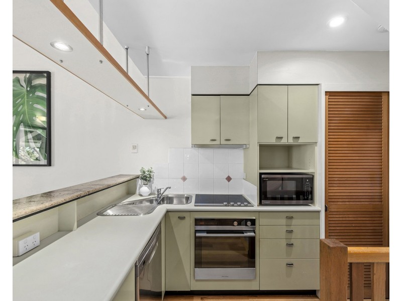 16/9 Rosecliffe Street, Highgate Hill QLD 4101