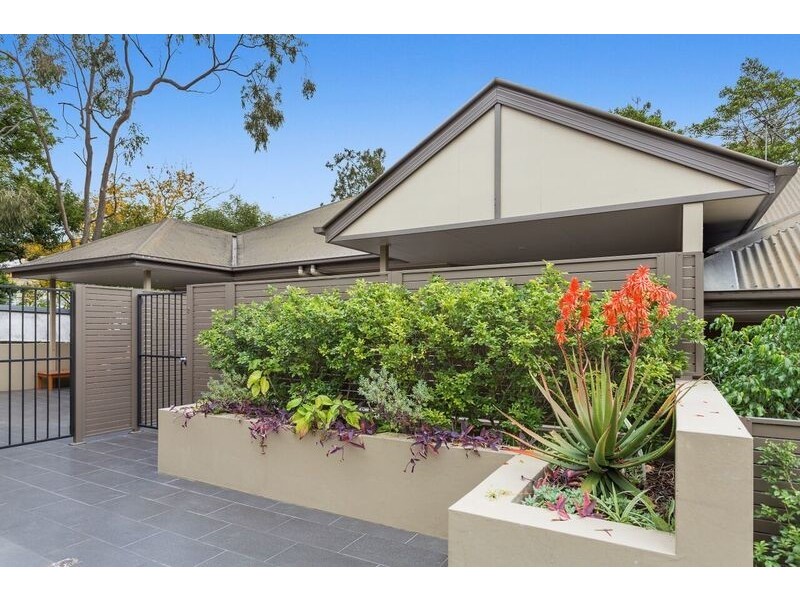 2/123 Indooroopilly Road, Taringa QLD 4068