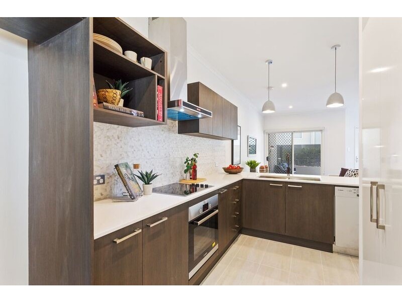 2/123 Indooroopilly Road, Taringa QLD 4068