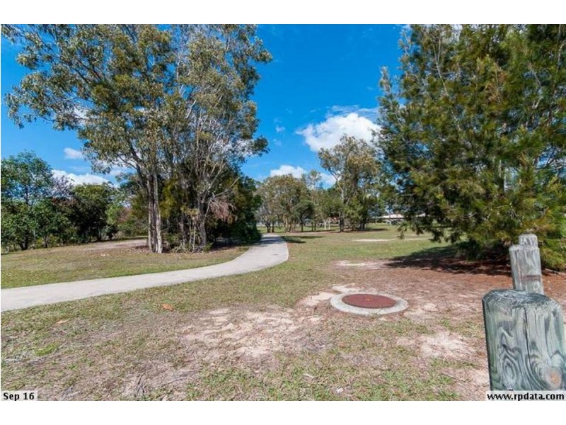 2/11 Acemia Drive, Morayfield QLD 4506