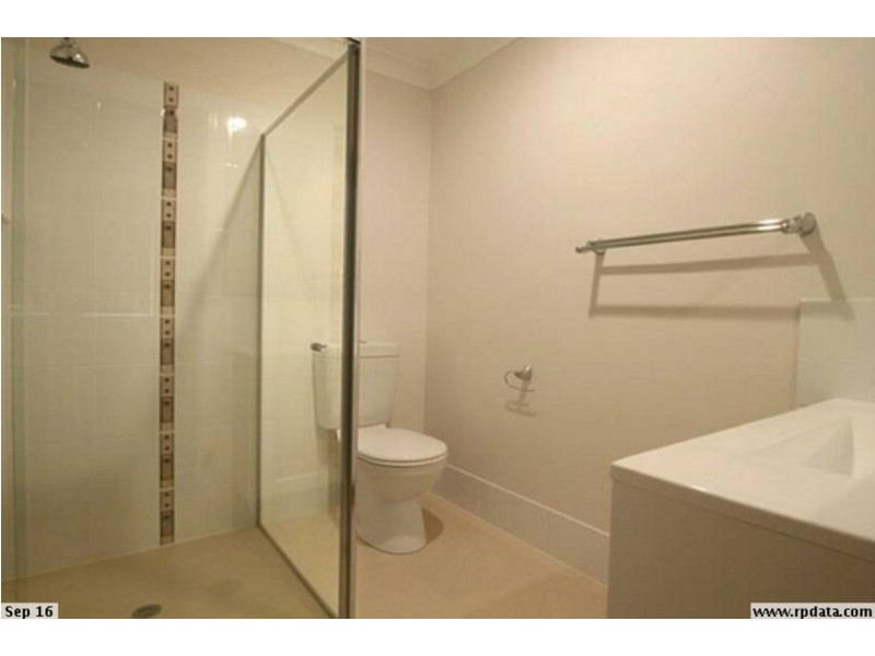 2/11 Acemia Drive, Morayfield QLD 4506
