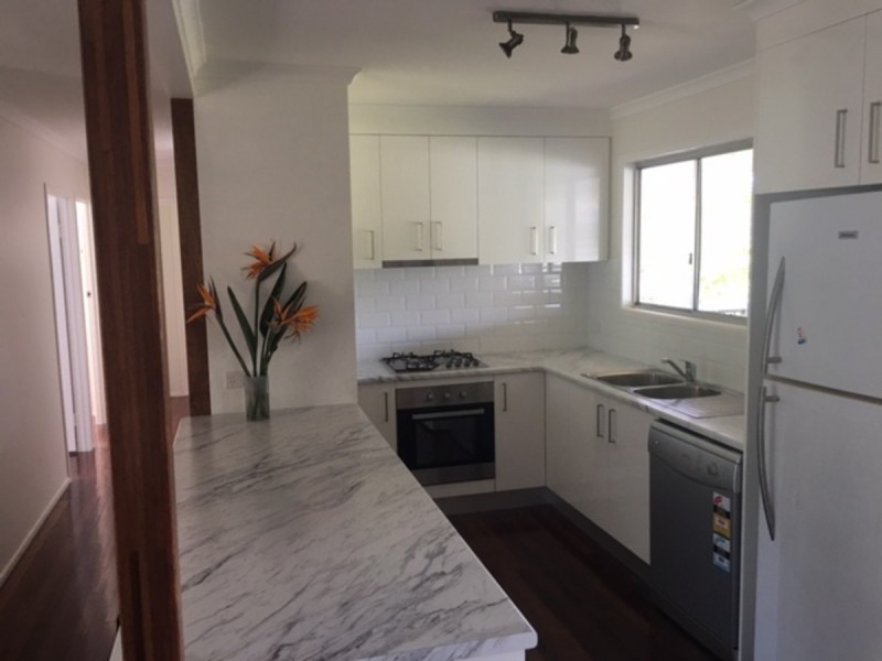 54 Hannam Street, Wynnum QLD 4178