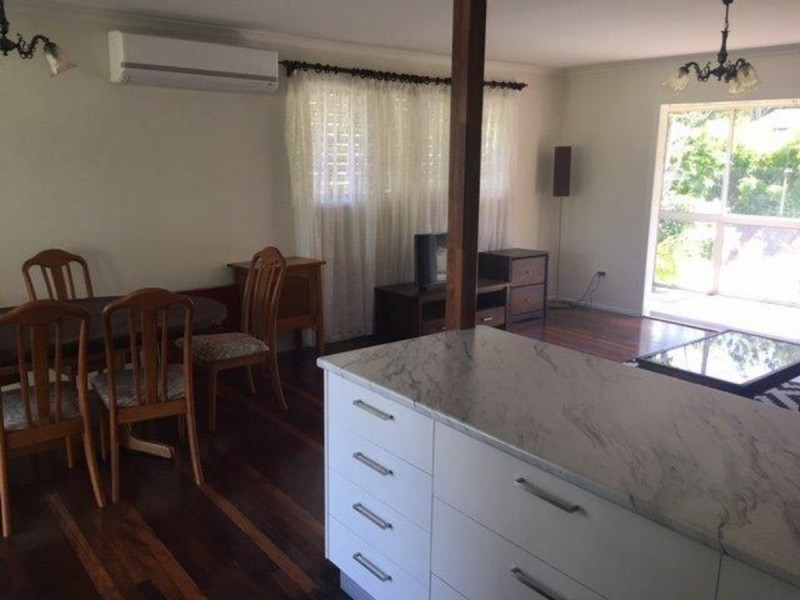 54 Hannam Street, Wynnum QLD 4178