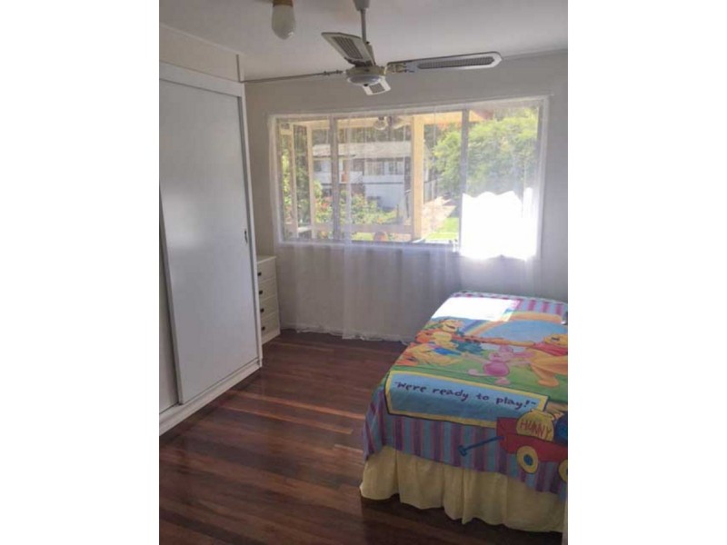 54 Hannam Street, Wynnum QLD 4178