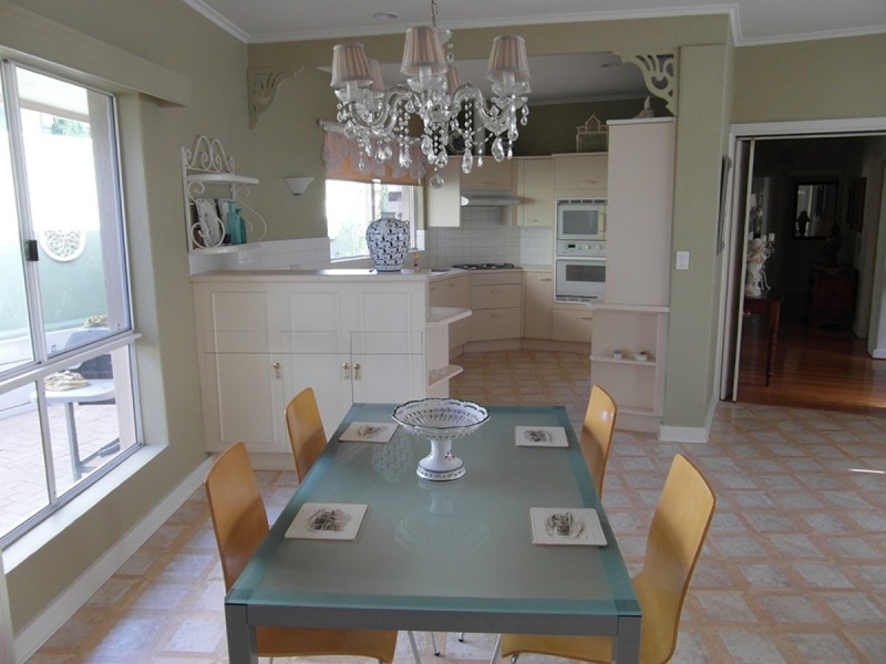 5 Alpha Road, Bellevue Heights SA 5050