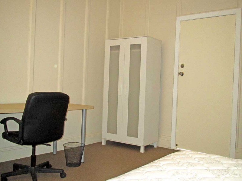 247 Sir Fred Schonell Drive, St Lucia QLD 4067