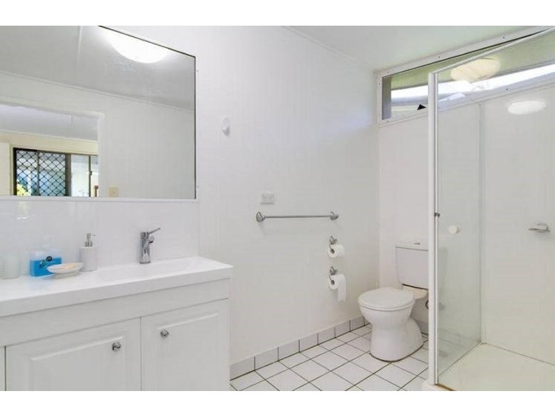 2 Anne Street, Smithfield QLD 4878
