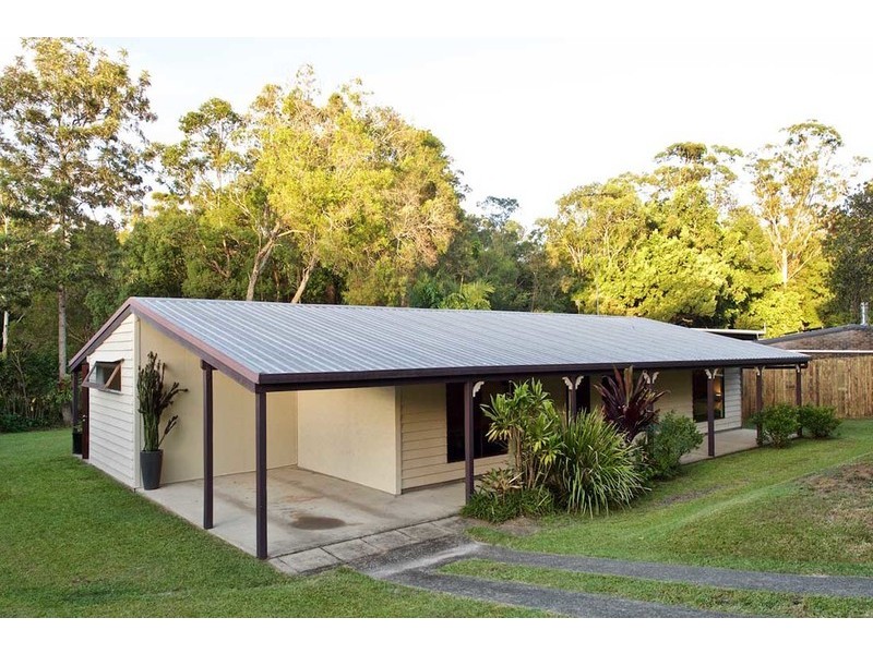 13 Wandoo Court, Mapleton QLD 4560