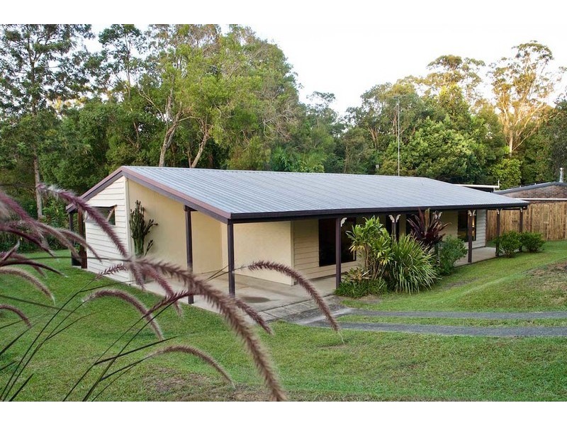 13 Wandoo Court, Mapleton QLD 4560