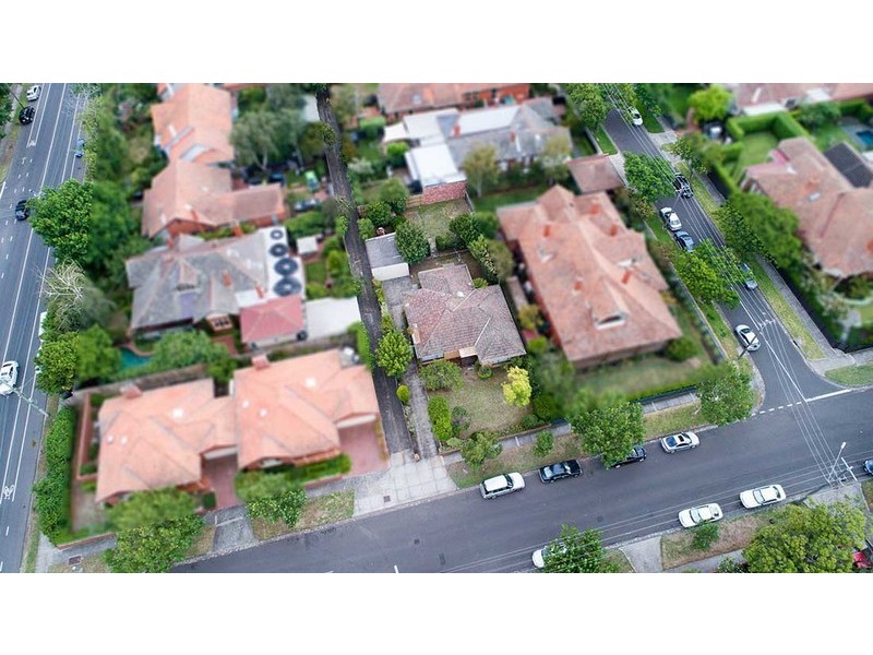 1 Central Park Road, Malvern East VIC 3145