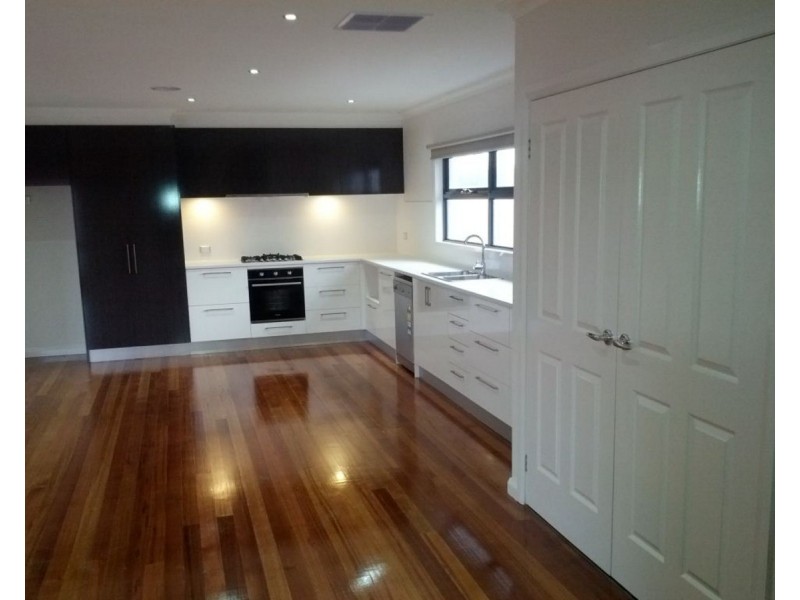 5/15 Nicholson Street, Coburg VIC 3058