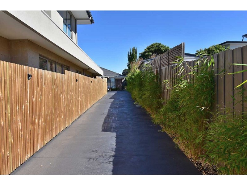 1B Weeroona Road, Murrumbeena VIC 3163