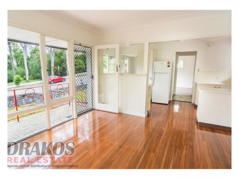 157 The Esplanade, St Lucia QLD 4067