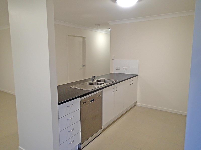 1/126 Dibar Street, Wynnum QLD 4178