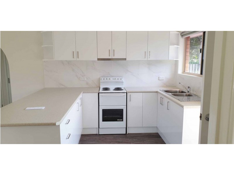 2/40 Wallace Street, Caboolture QLD 4510