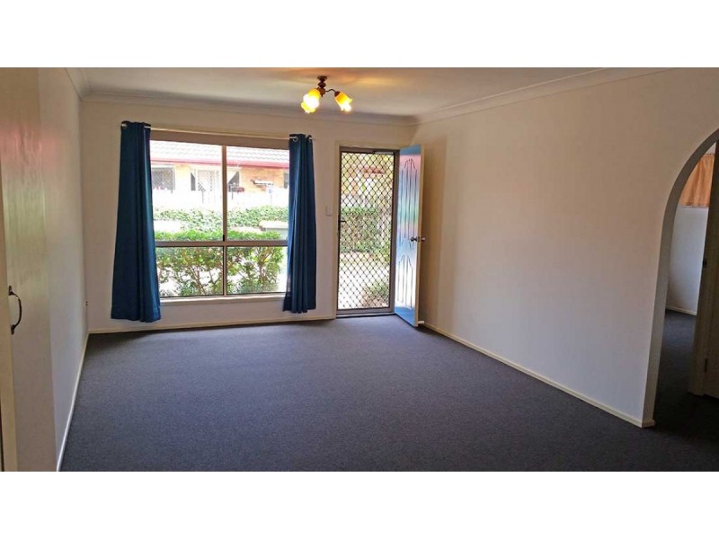 2/40 Wallace Street, Caboolture QLD 4510