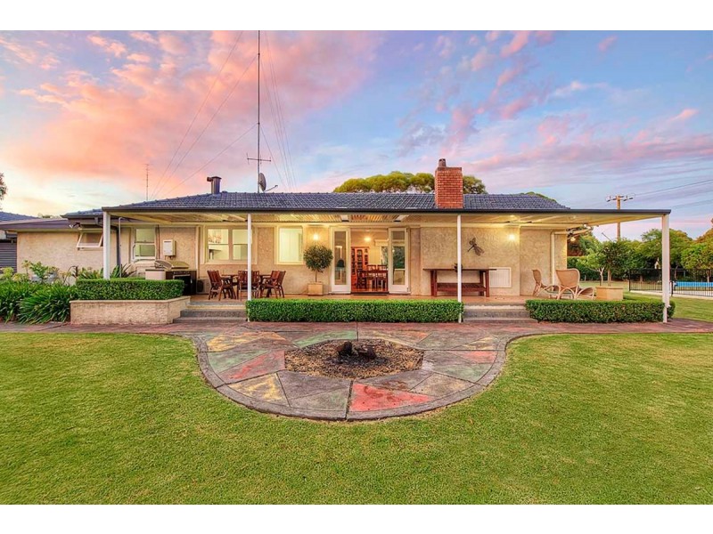 115 Capel Drive, Capel WA 6271