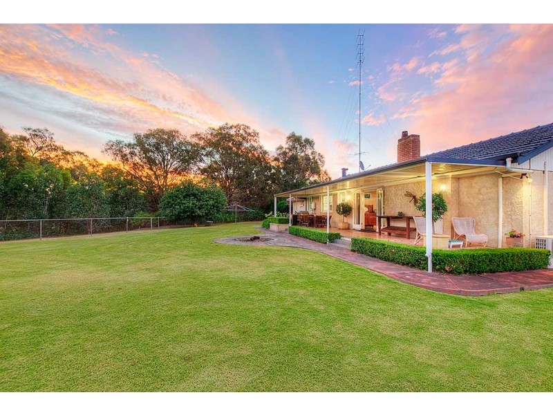 115 Capel Drive, Capel WA 6271