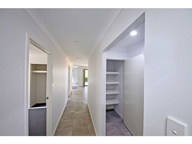 48 Alesana Drive, Bellbird Park QLD 4300