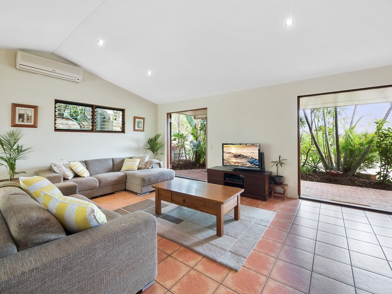 8 Comet Drive, Sunrise Beach QLD 4567