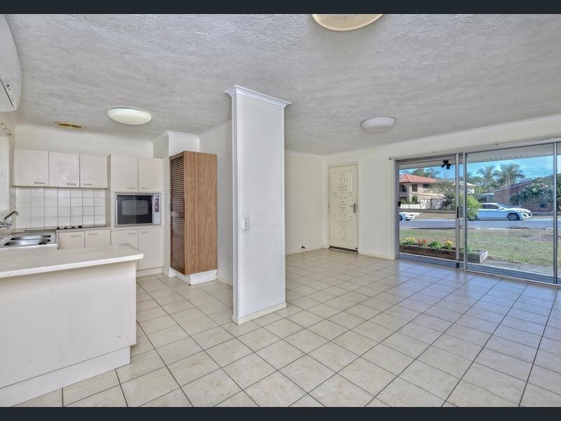 14 Tristan Street, Carindale QLD 4152