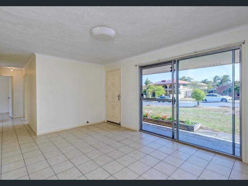 14 Tristan Street, Carindale QLD 4152