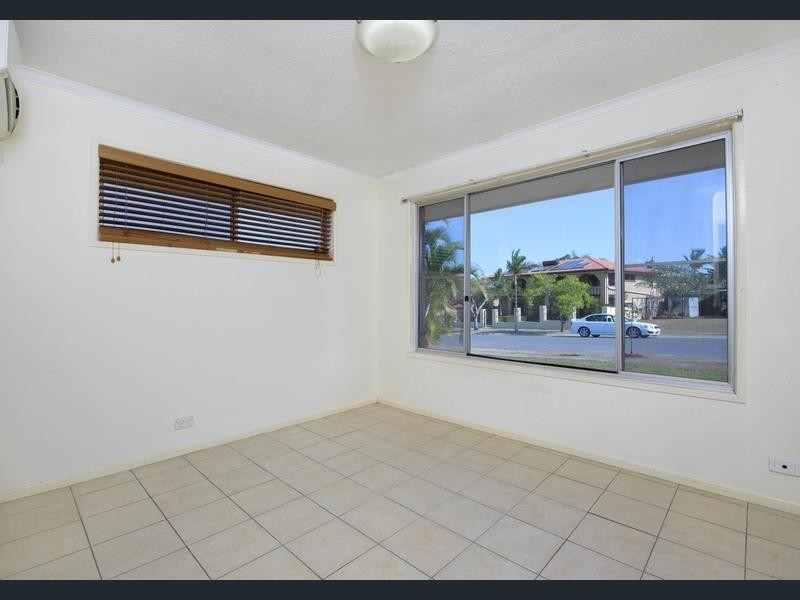 14 Tristan Street, Carindale QLD 4152