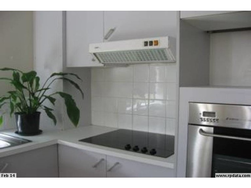 2/21 Hill Street, Burleigh Heads QLD 4220