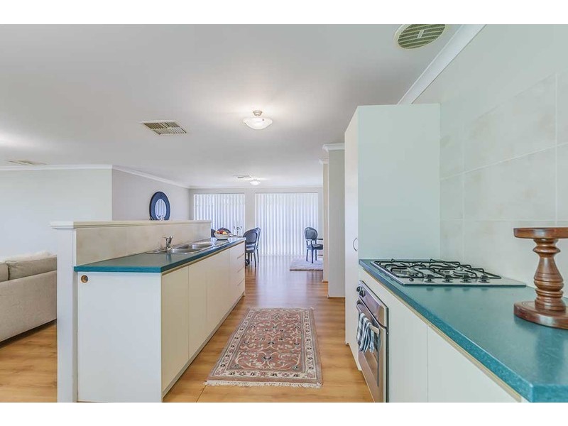 174 Streich Avenue, Kelmscott WA 6111