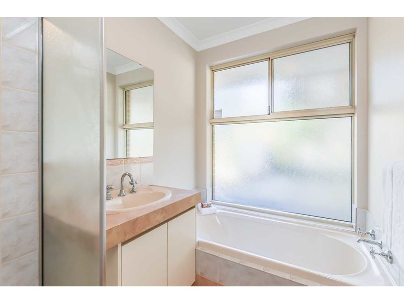 174 Streich Avenue, Kelmscott WA 6111
