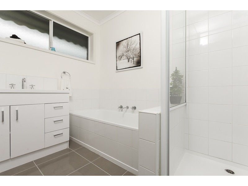 2/424 Ryrie Street, East Geelong VIC 3219