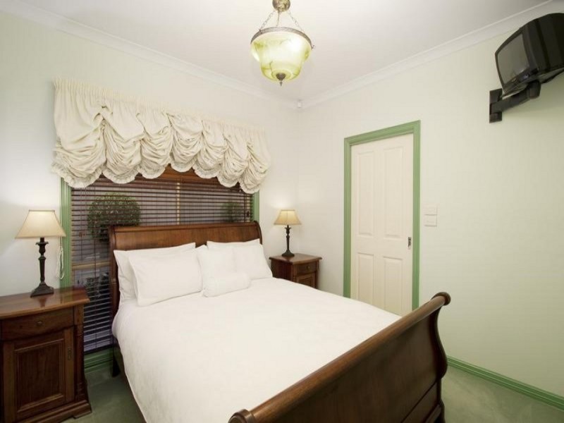 31 Castlereagh Place, Watsonia VIC 3087