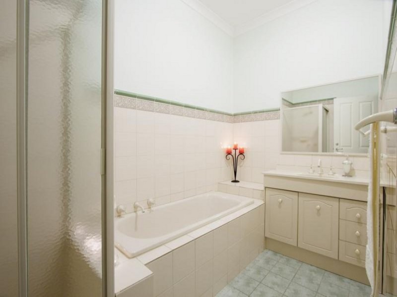 31 Castlereagh Place, Watsonia VIC 3087