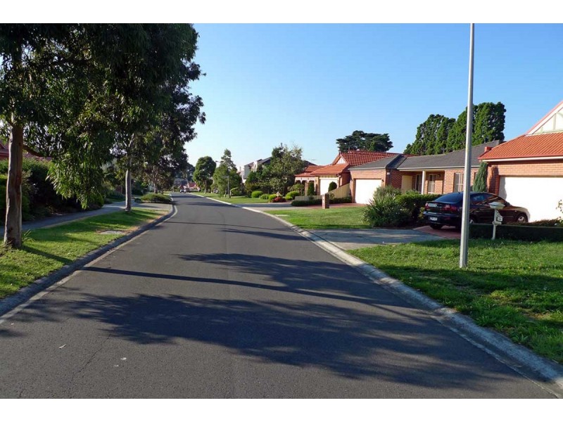 31 Castlereagh Place, Watsonia VIC 3087