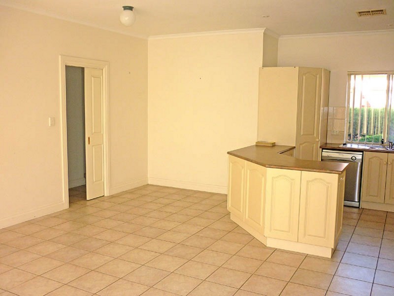 16A Ashburn Avenue, Fulham SA 5024
