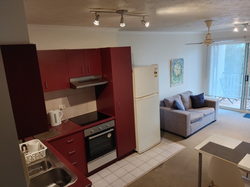 2/71 Waldheim Street, Annerley QLD 4103