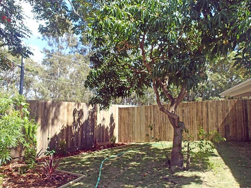 1/88 Haylock Street, Wynnum QLD 4178