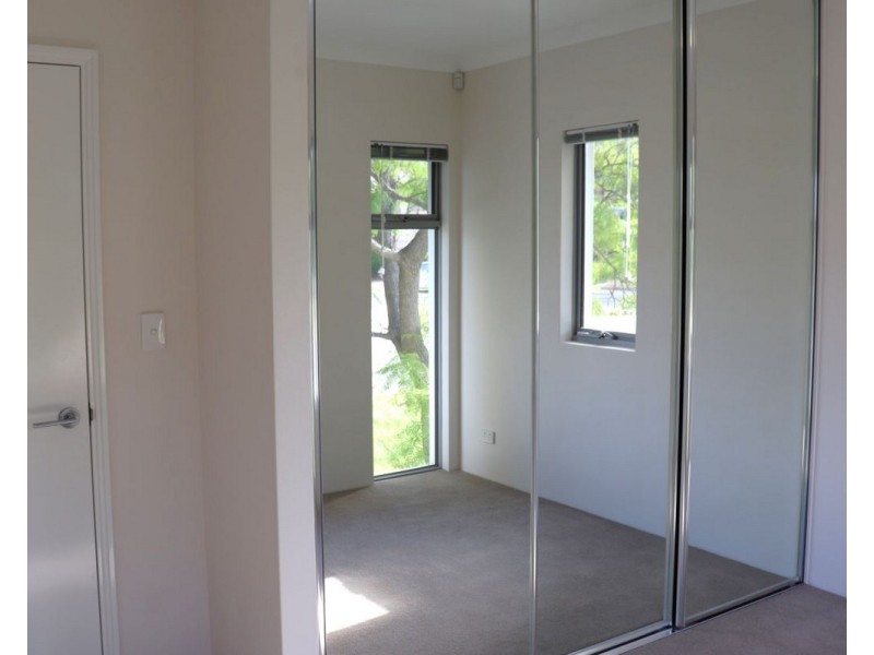4/106 Hodgson Street, Tuart Hill WA 6060