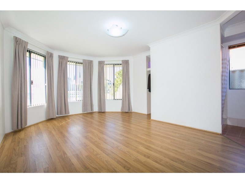 8 Carnforth Road, Butler WA 6036